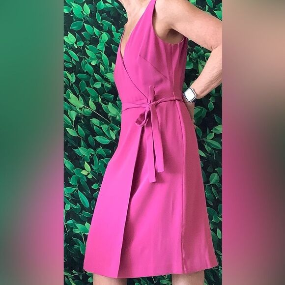 🌸 Ann Taylor Pink Faux Wrap V-Neck Sleeveless Dress – Size 4 - Picture 5 of 6